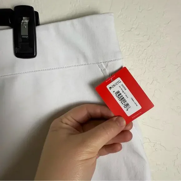 Spanx On-The-Go 6"" Shorts Classic White Short 2X NWT 20375R - Picture 4 of 16